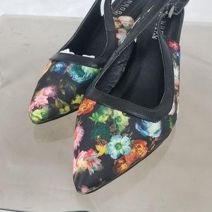 Monroe and Main Liv Floral Slingbacks